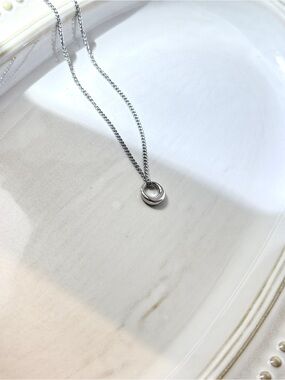 Minimalist Double-Ring Pendant Necklace